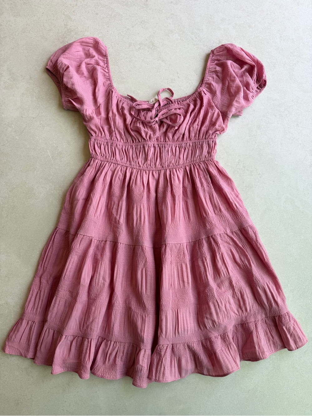 Women’s Pink Puff Sleeve Smocked Waist Dress